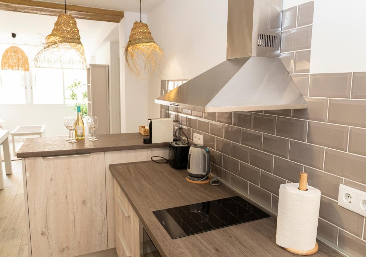 Apartamento Melina Arlu - Barrio Soho มาลากา ภายนอก รูปภาพ